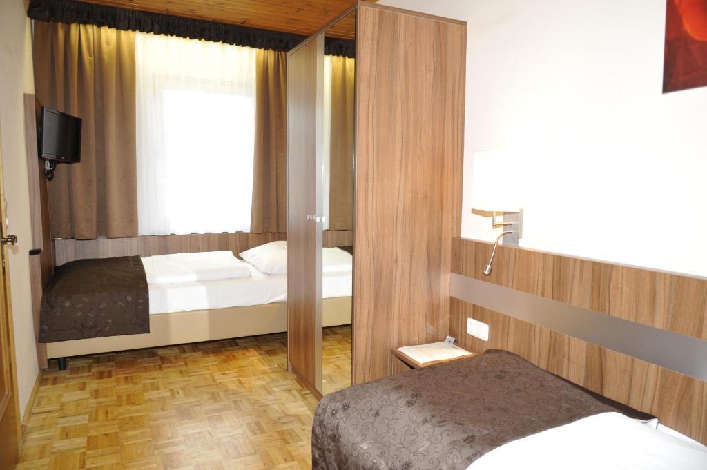 Hotel-Landgasthof Katschtalerhof Rennweg am Katschberg Room photo